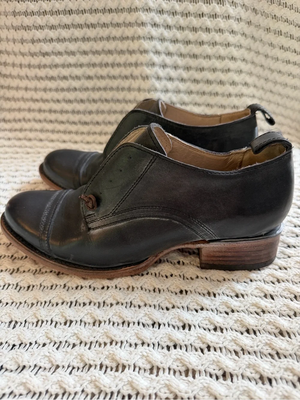 Freebird by Steven Mabel Black Leather Low Heel Oxford High Shoes Women Size 10